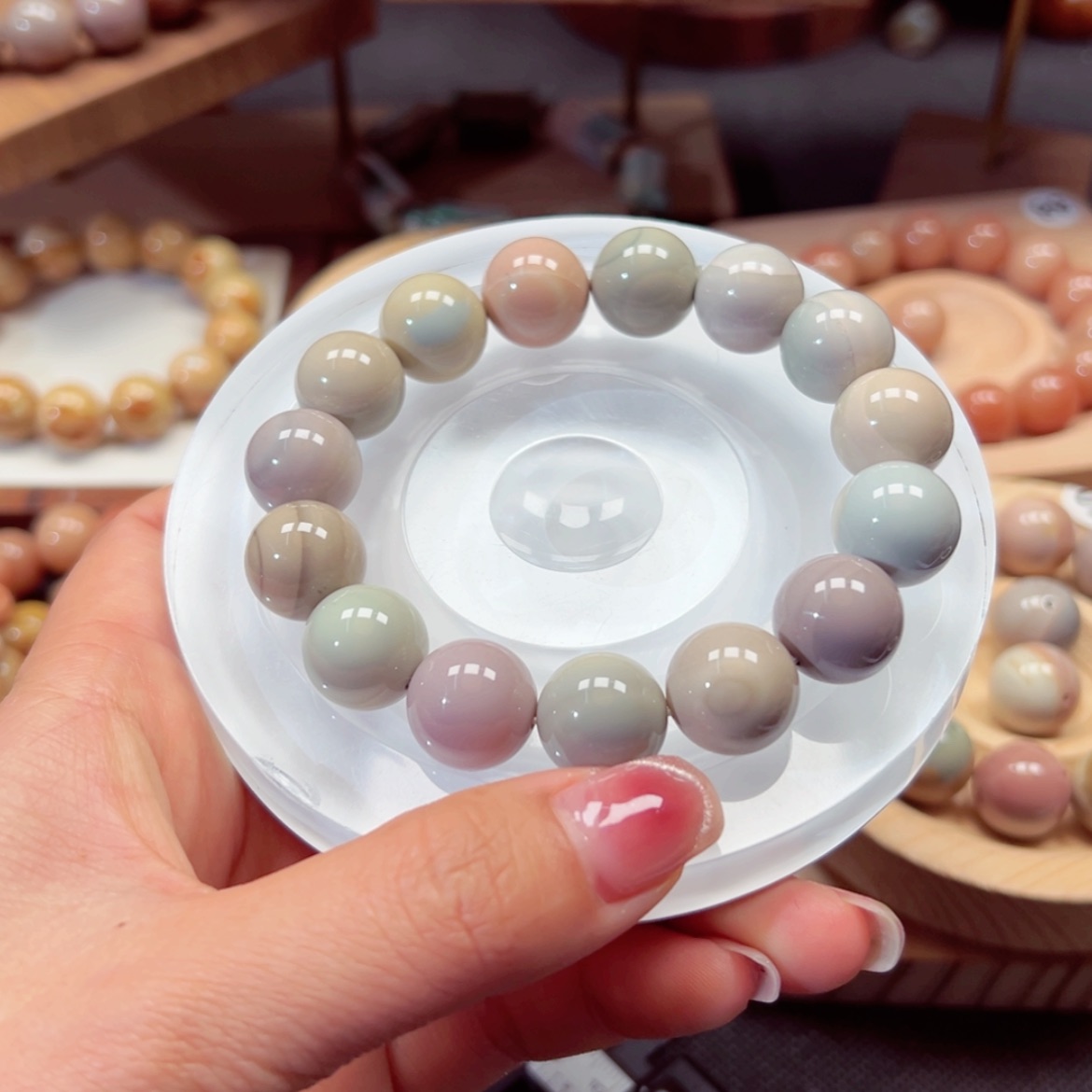 【闪购商品】石英质玉手链未镶嵌半*桃55