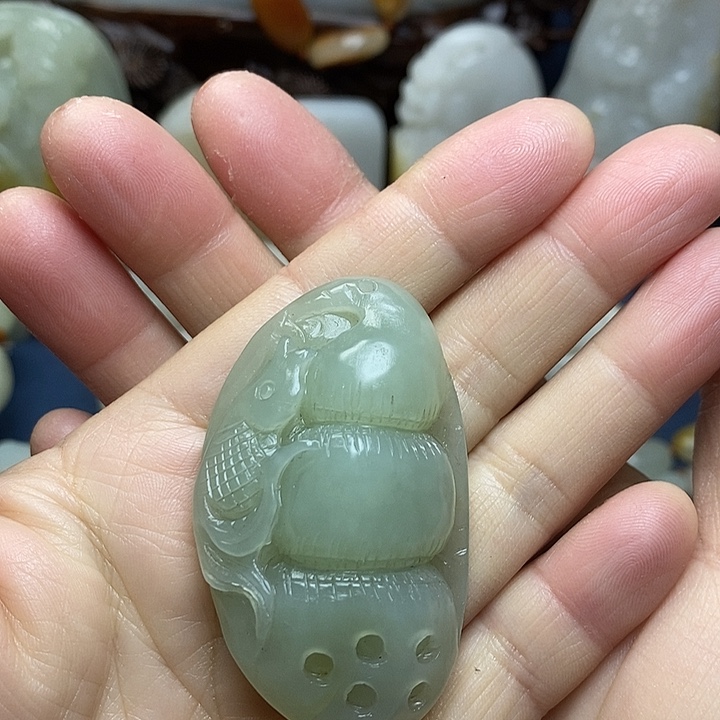 和田玉未镶嵌吊坠(不含链)