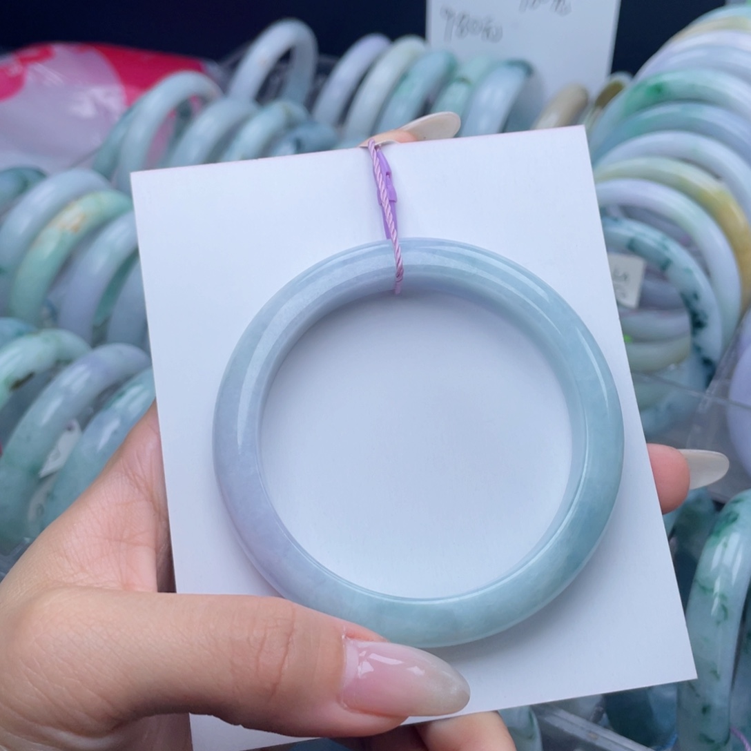 翡翠未镶嵌手镯58圈