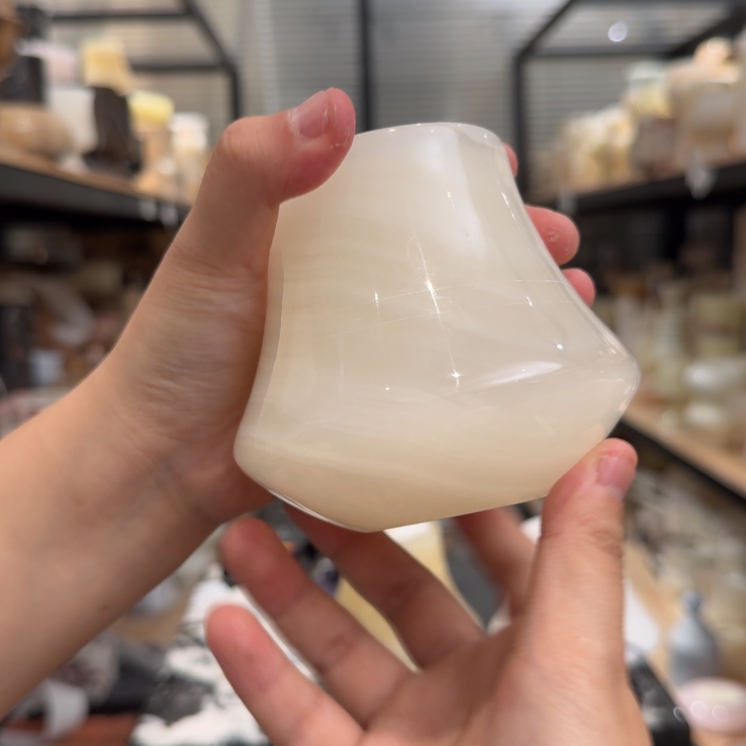 大理石R129。  两个亿。