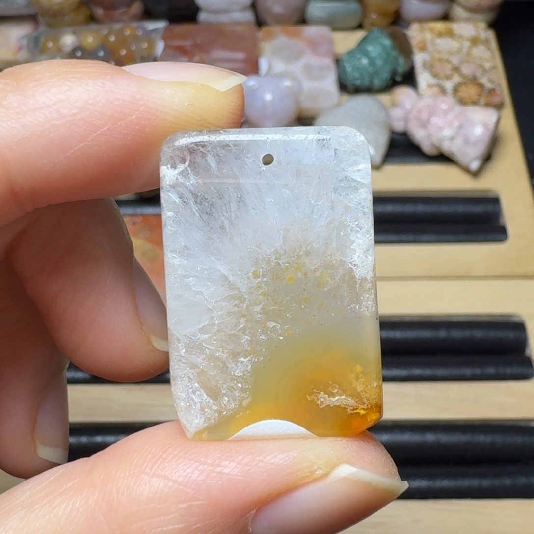 石英质玉炸炸的水 晶 玛 瑙未镶嵌