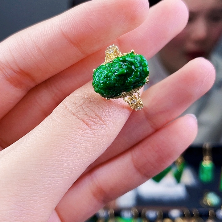 翡翠戒指银S925镶嵌饰品
