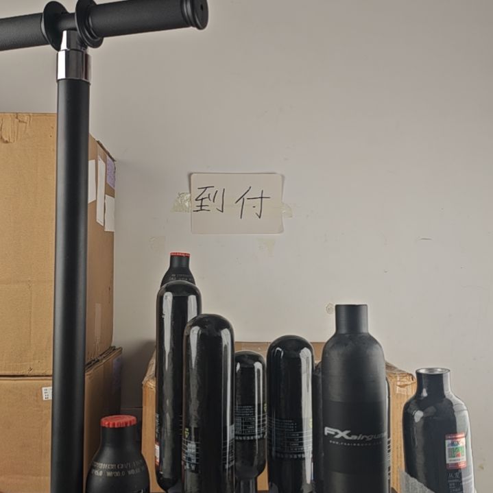 丛发碳纤维高压气瓶