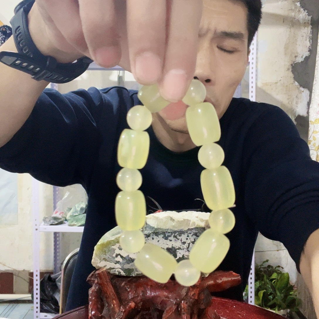 蛇纹石玉未镶嵌岫玉