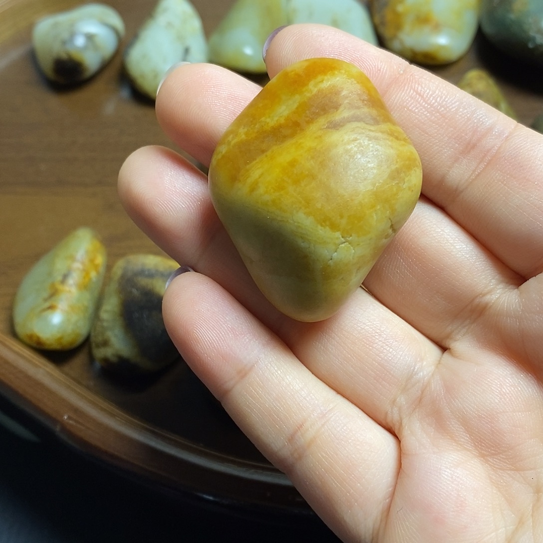 用***7和田玉未镶嵌挂件