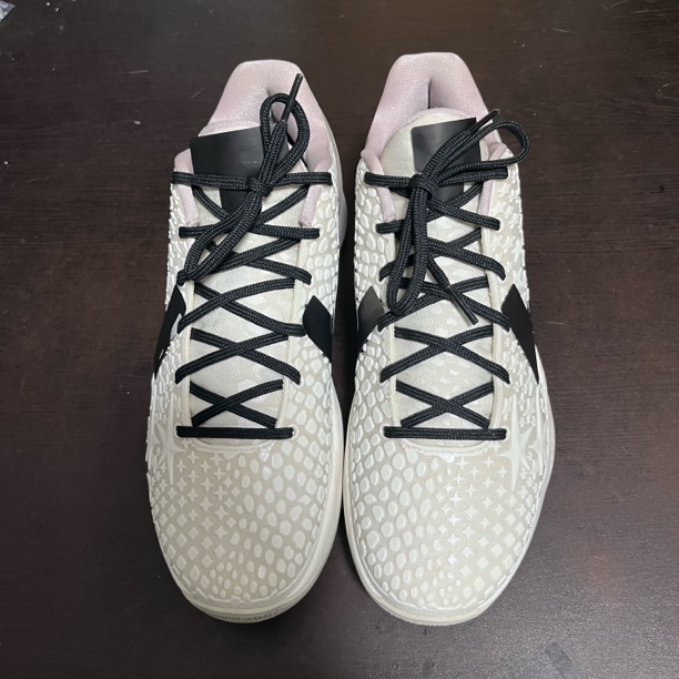 科6白色 42码无配盒 正品篮球鞋