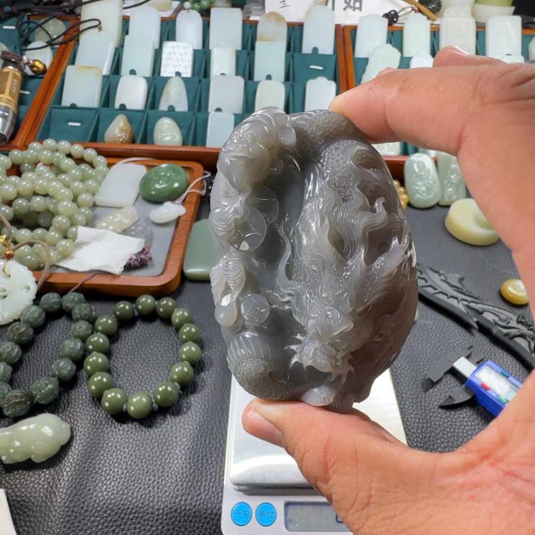 和田玉挂件未镶嵌