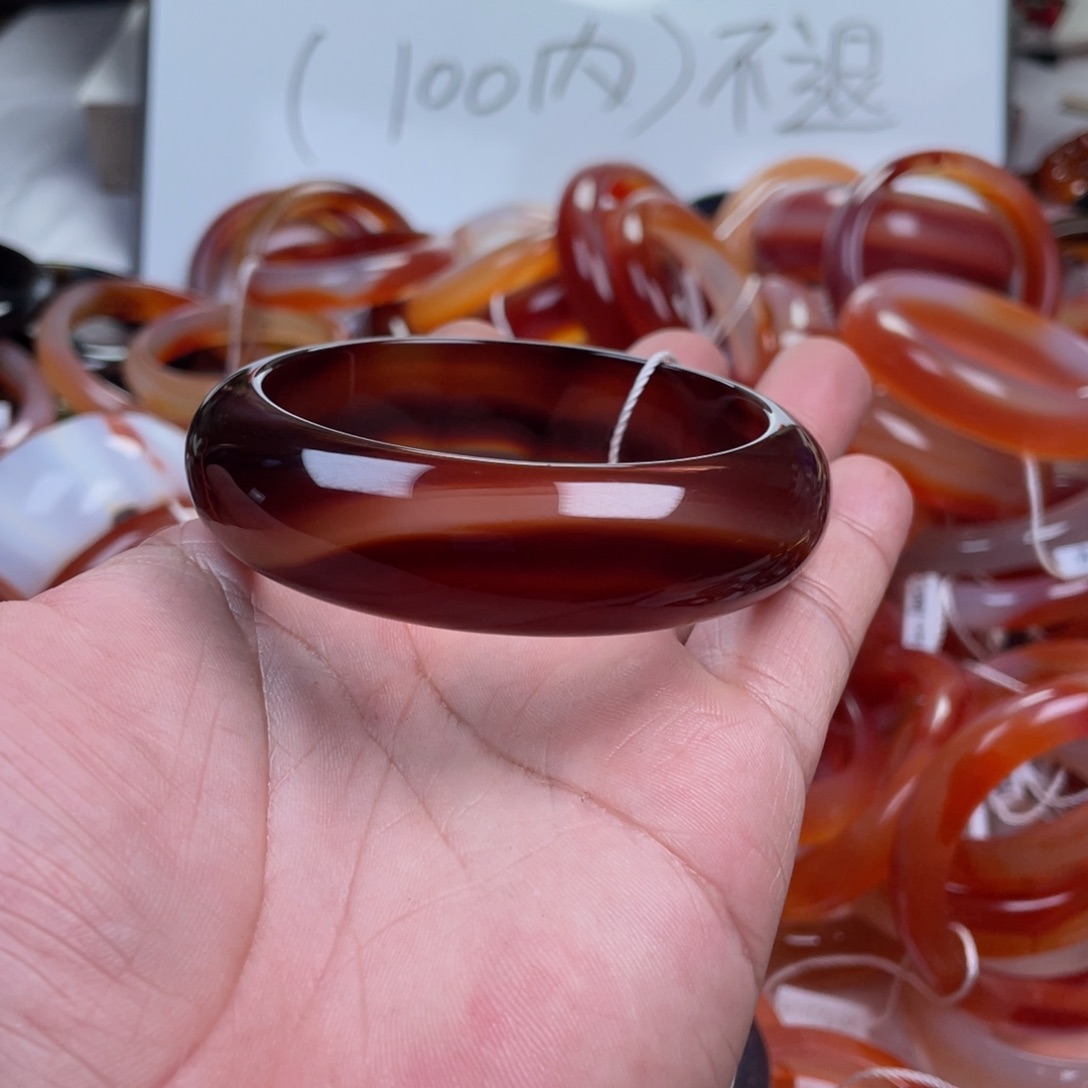 玛瑙/玉髓手镯未镶嵌溪