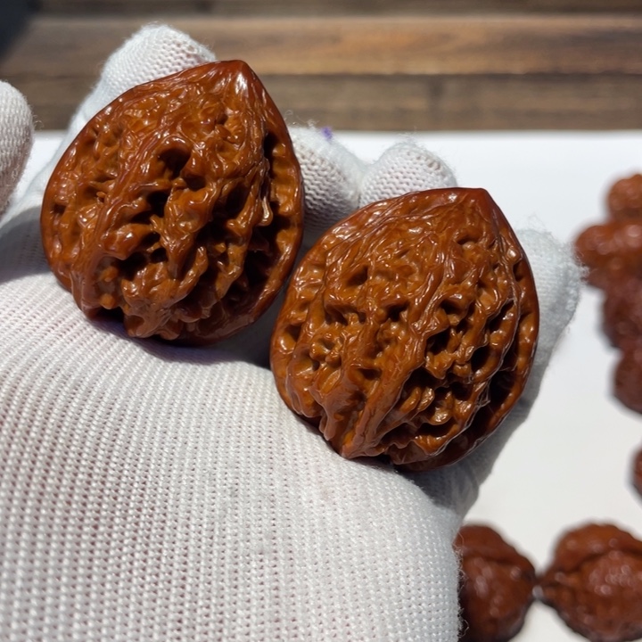 文玩核桃吊坠大故事299.20.39