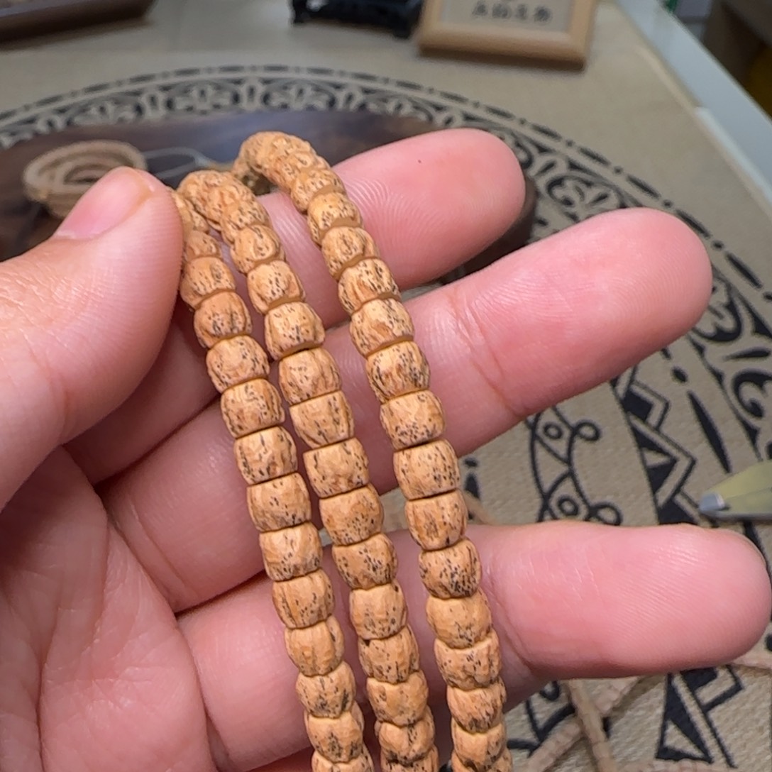 黑***桃手串柏香籽/百香籽