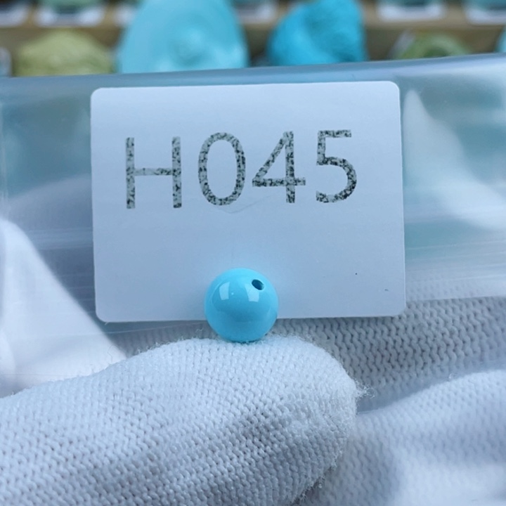 吐***泡绿松石未镶嵌珠宝奇石