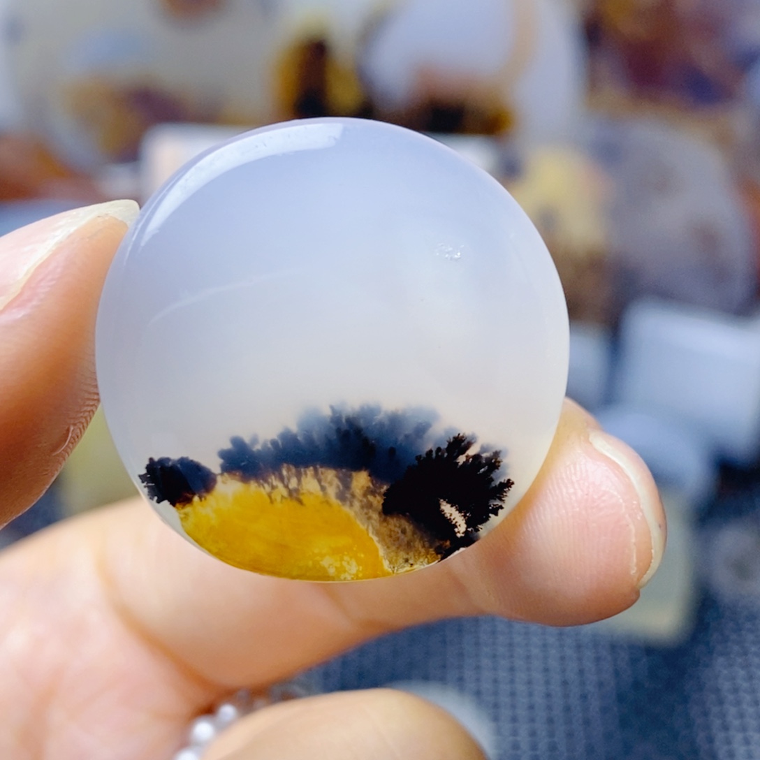 玛瑙/玉髓未镶嵌珠宝奇石