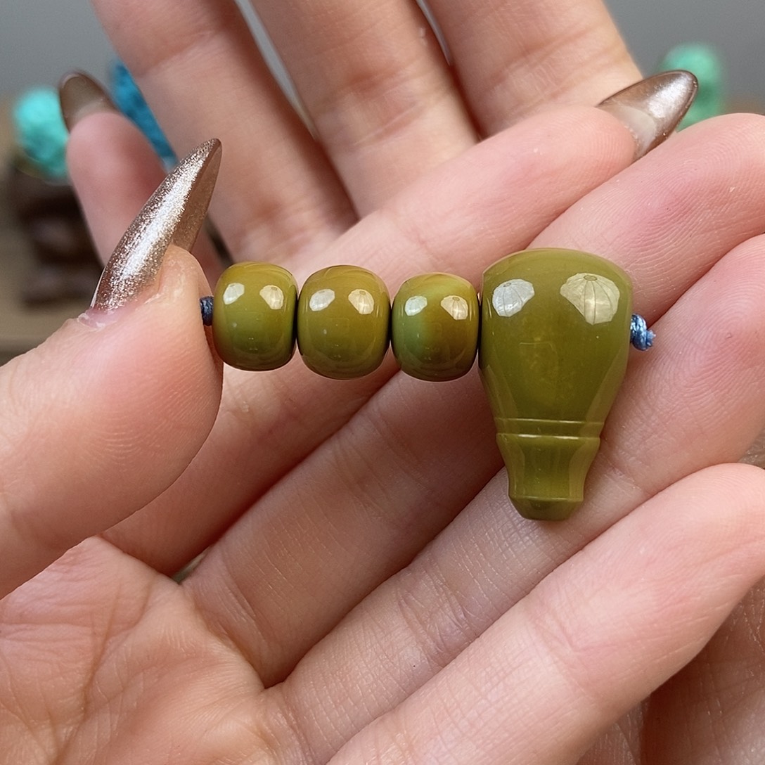 绿松石饰品未镶嵌