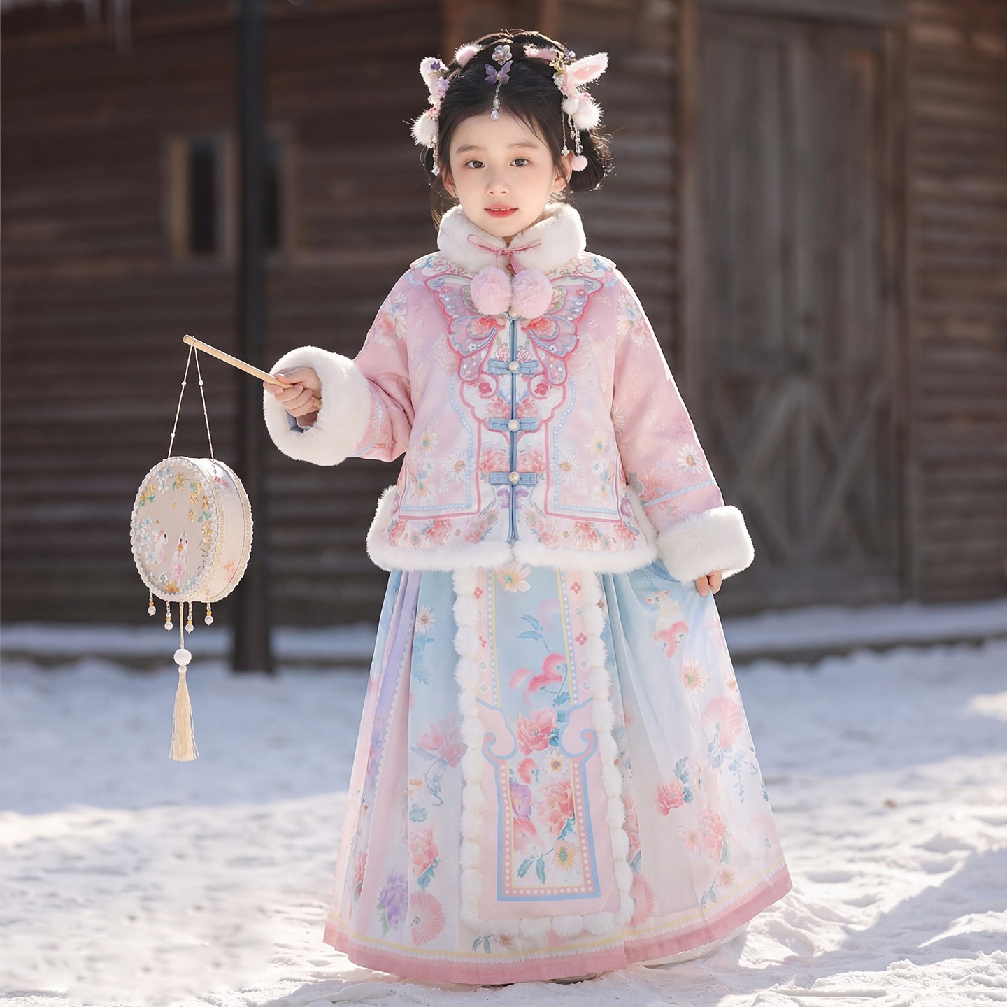 女童汉服2025新款冬季中大童过年服唐装女孩拜年服儿童马面裙套装