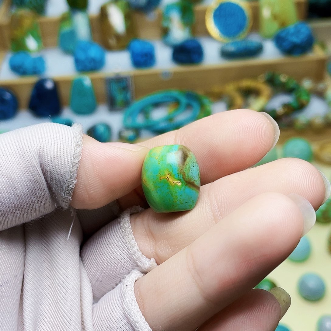 绿松石珠宝奇石未镶嵌