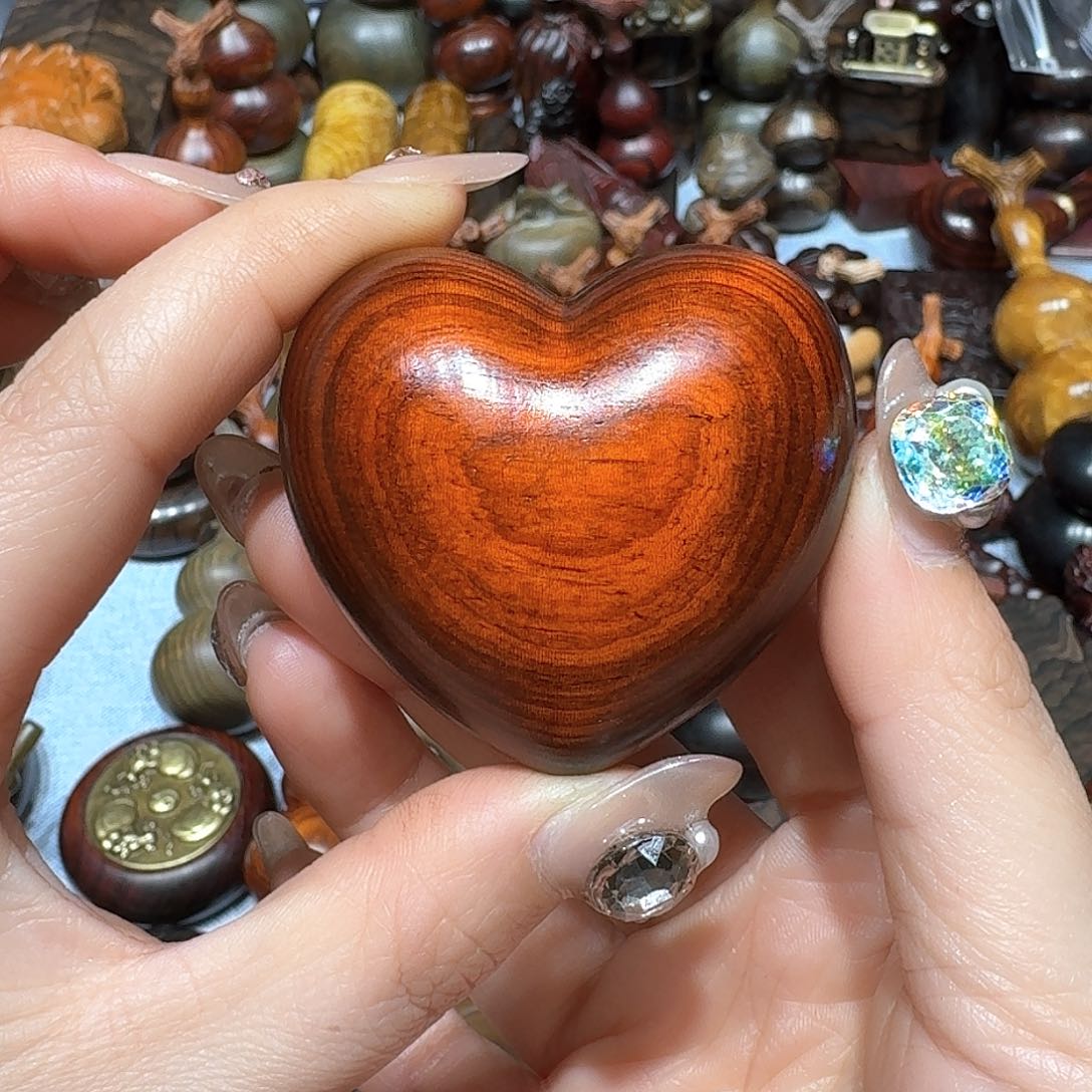 香榧木搞****刚东非小叶爱心