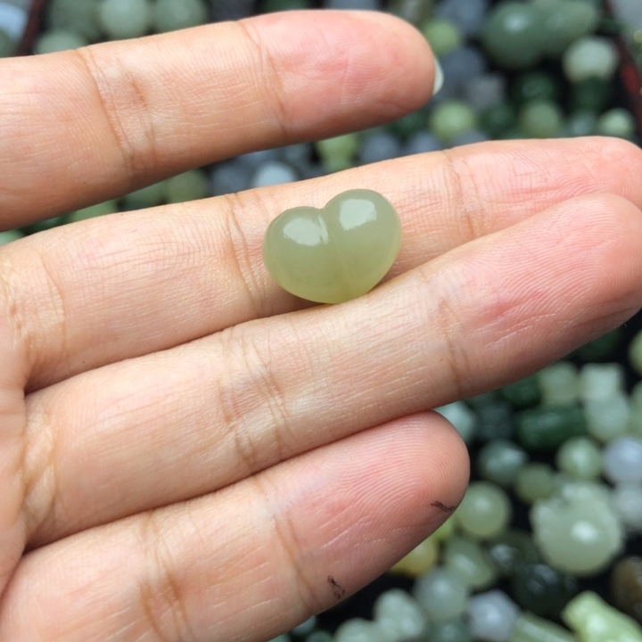 【闪购商品】和田玉未镶嵌颈饰