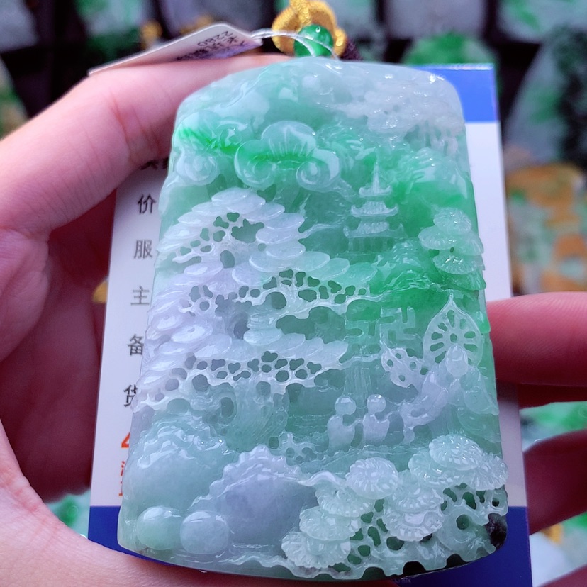 【闪购商品】翡翠颈饰未镶嵌天然