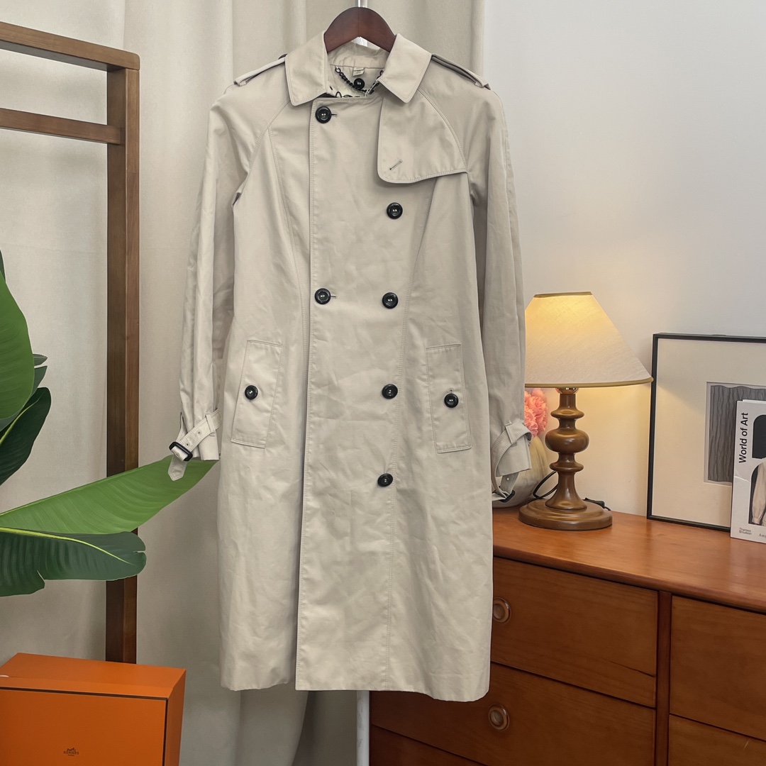 95新 BURBERRY/博柏利 青奢荟/40码/巴宝莉长袖卡其色风衣//90524