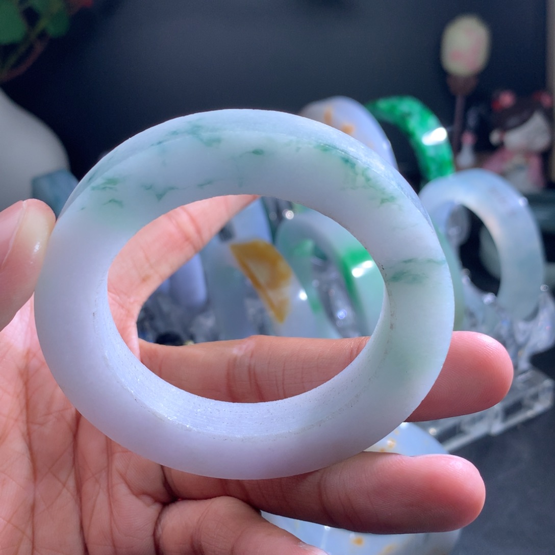 定制翡翠手镯未镶嵌