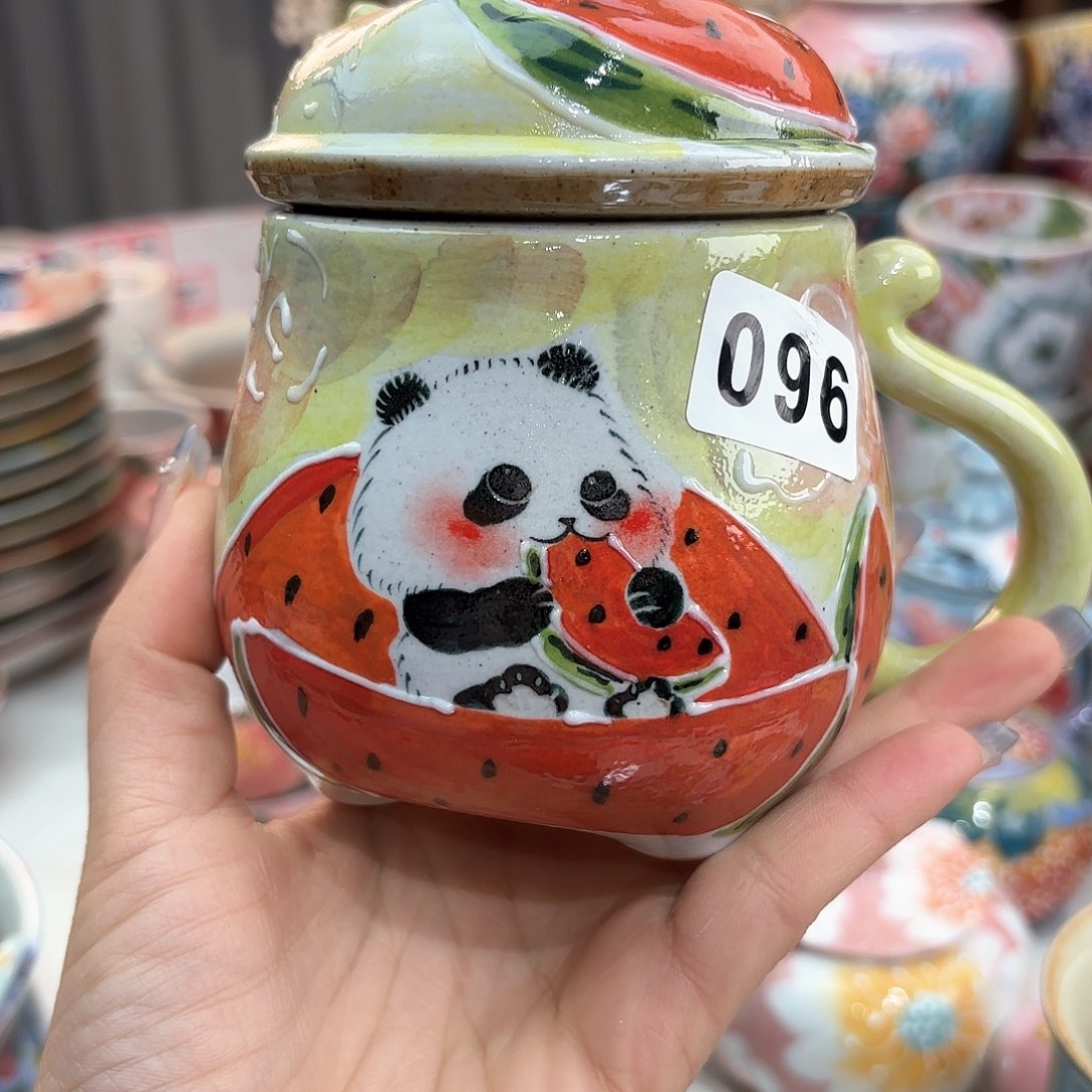 瓷片在这部影片当中扮演过很多人物