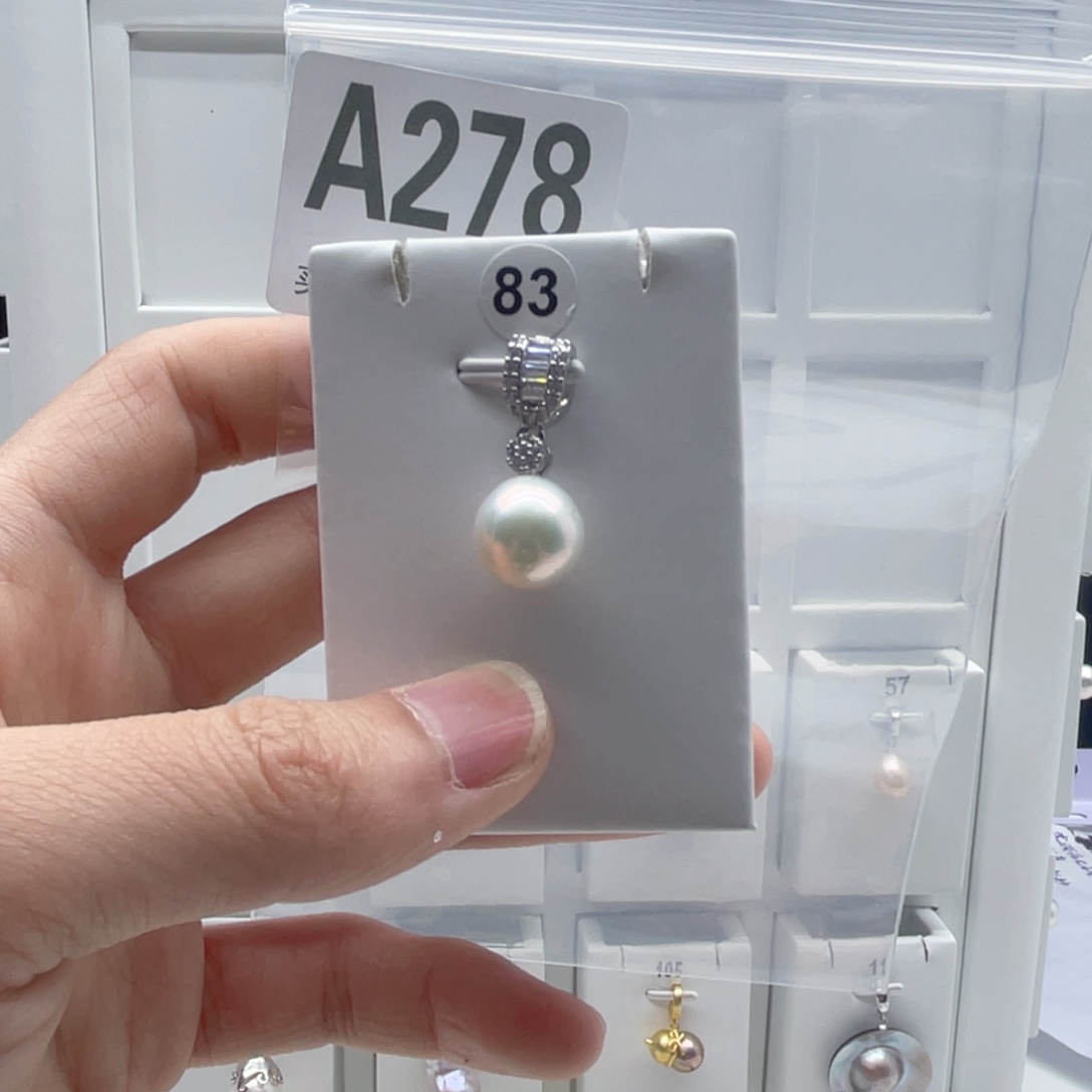 合金淡水珍珠颈饰