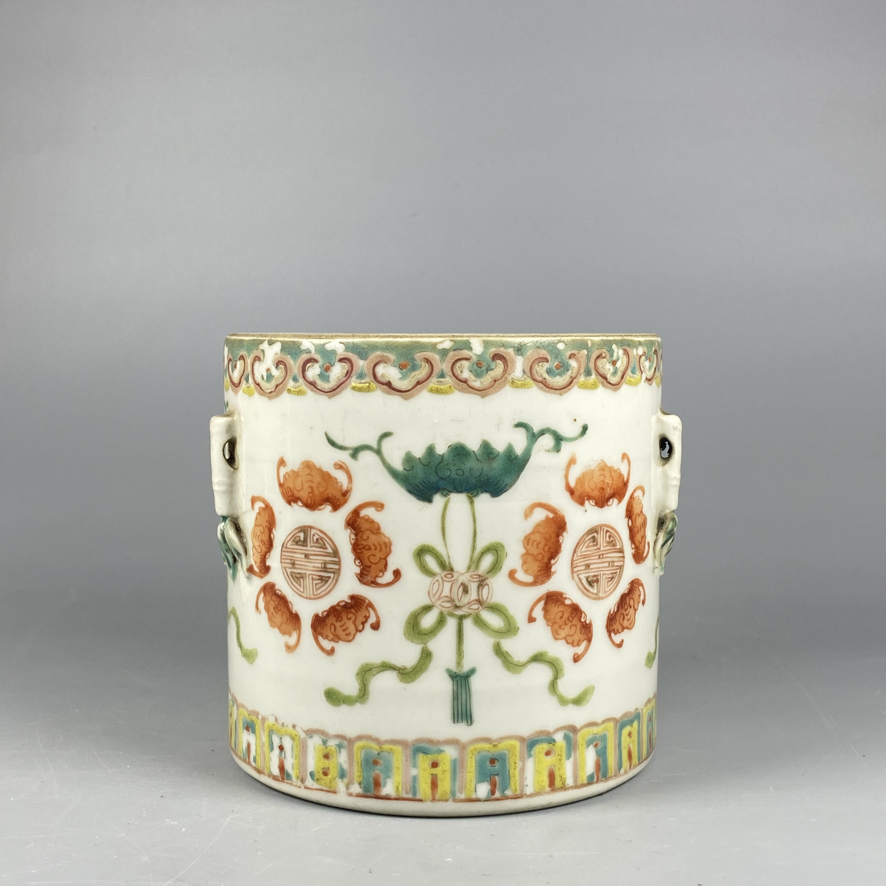 022021524 清晚期 粉彩五福捧寿双系缸/DB/云南省文物总店