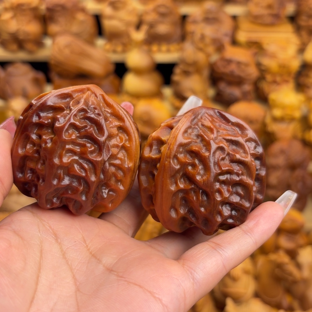 寒***雪柏木（崖柏）崖柏核桃一对，一物一拍