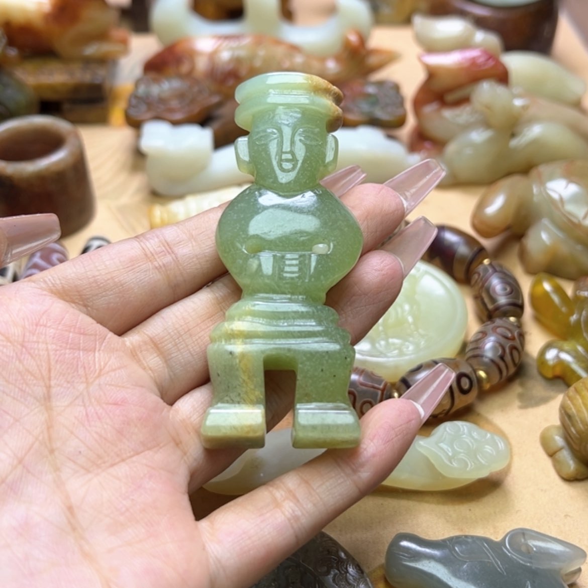 【闪购商品】蛇纹石玉颈饰未镶嵌