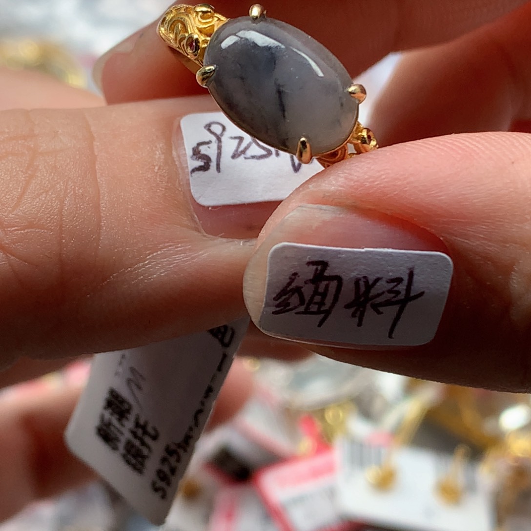 翡翠银S925镶嵌戒指天然翡翠戒指