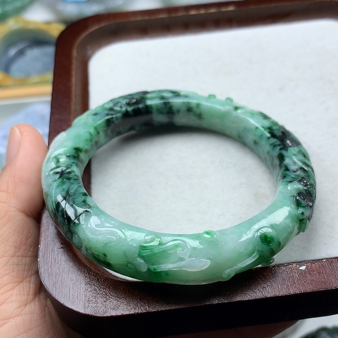 翡翠未镶嵌手镯复古风格57