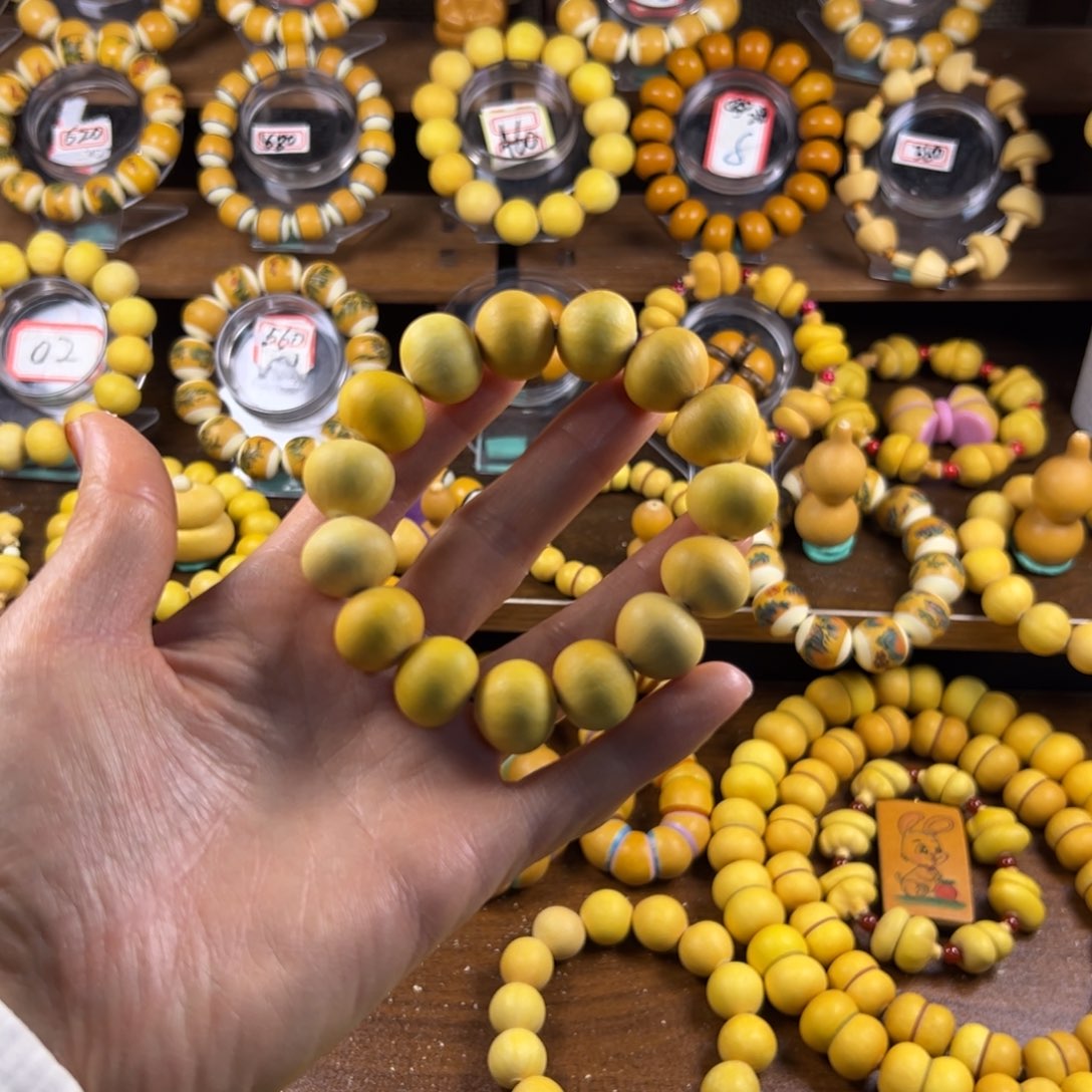 毛衣领设计非常时尚