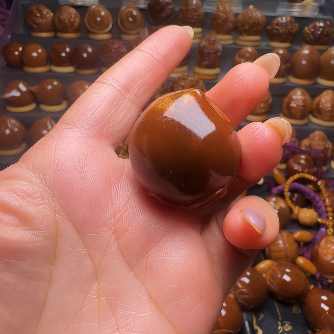 六***房橄榄核手串/手链寿桃3.5左右