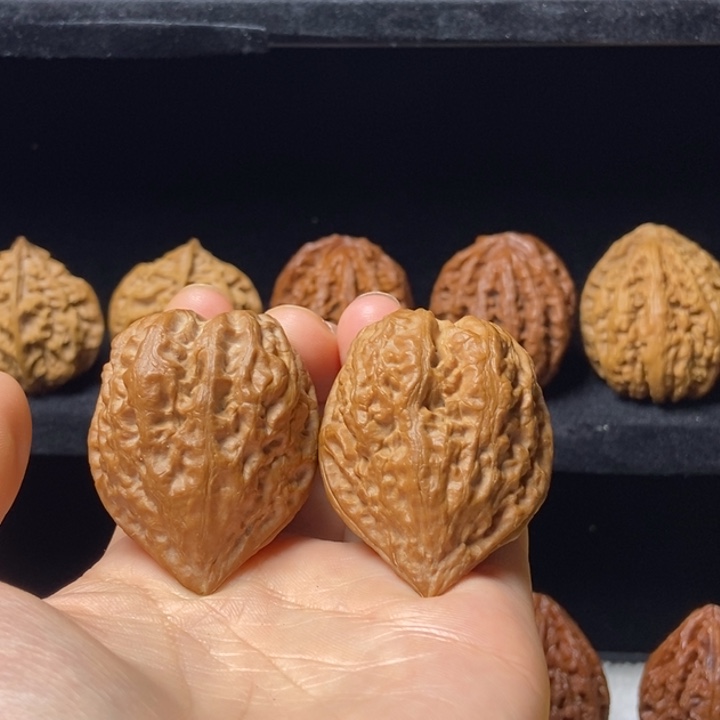 文玩核桃把件5号车