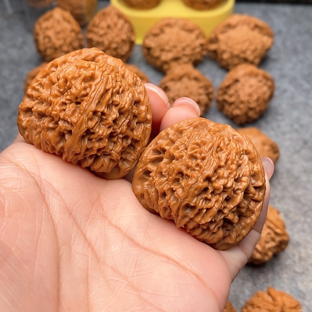 文玩核桃把件哈****我精品天花板南疆石42全品