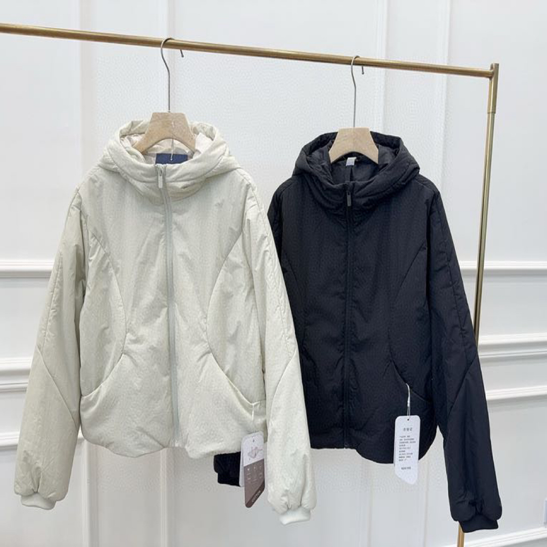 轻量型防风防水锁温连帽棉服外套