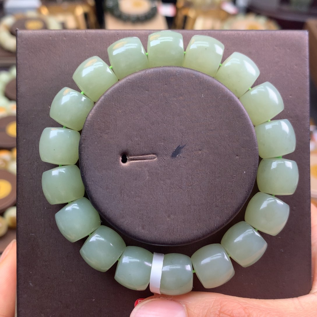 和田玉手链未镶嵌