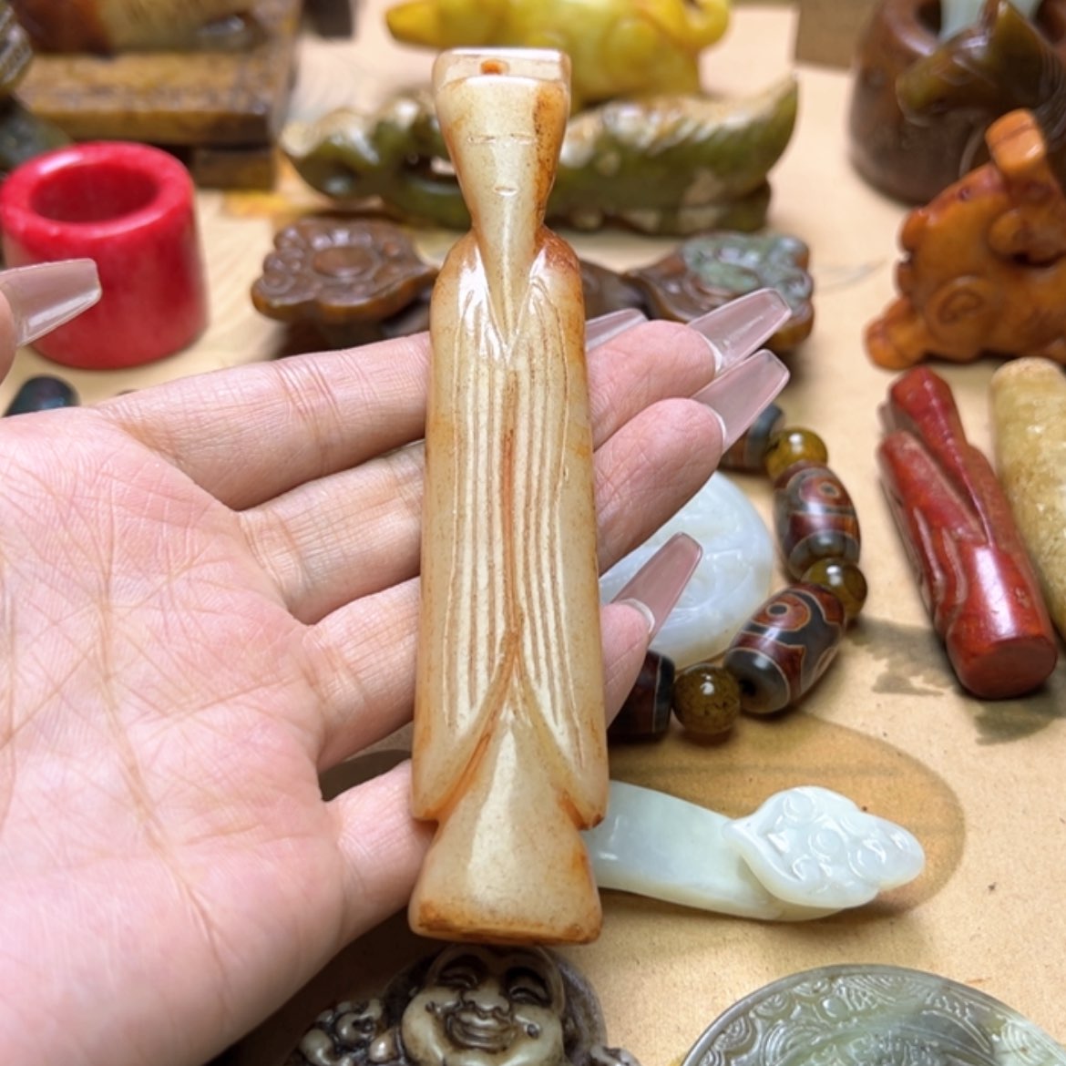 【闪购商品】蛇纹石玉颈饰未镶嵌