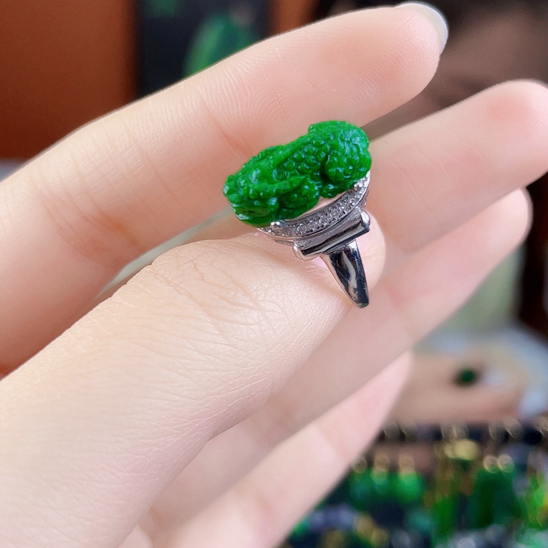 翡翠银S925镶嵌耳饰