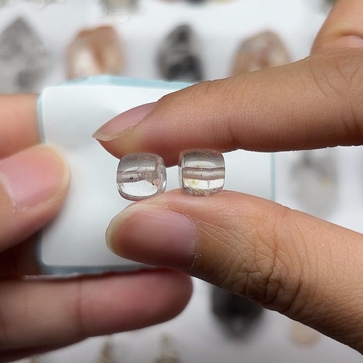 颈饰水晶未镶嵌2颗8mm+闪灵钻老型珠