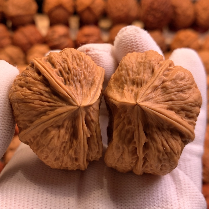 文玩核桃吊坠1哦哦哦哦