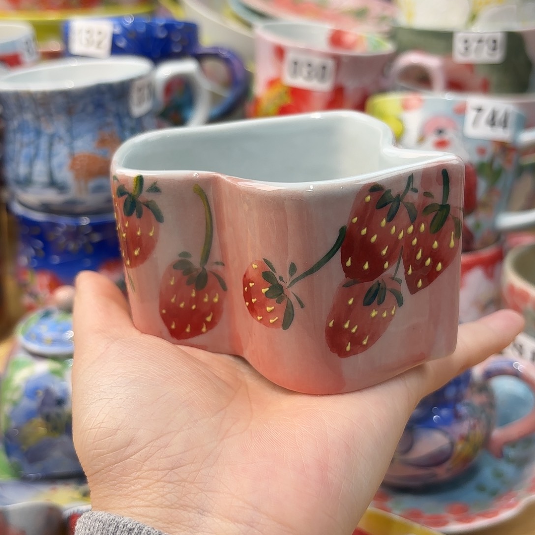 瓷片兔兔盖茨。兔兔好