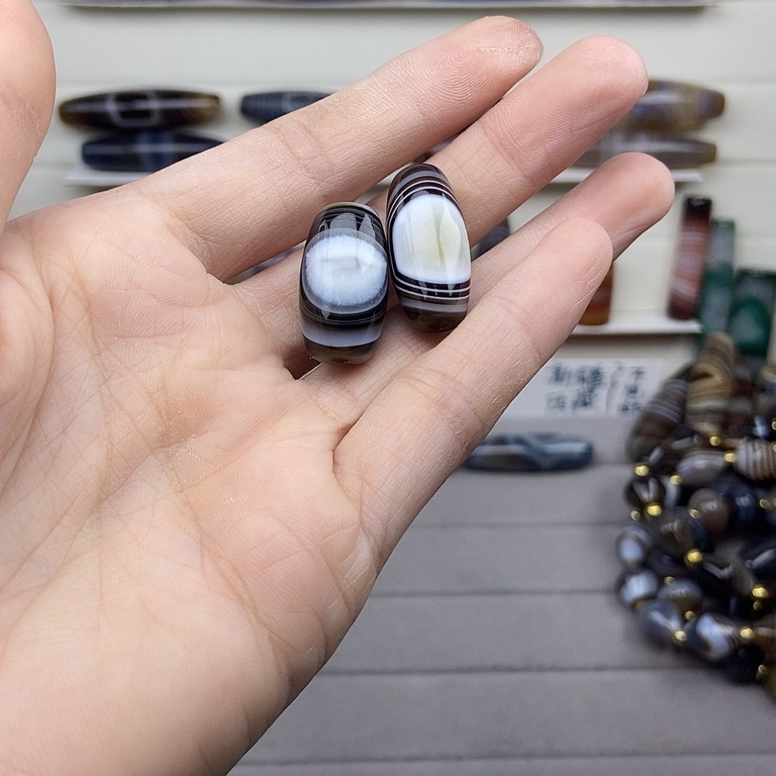 鱼***玛瑙/玉髓未镶嵌颈饰