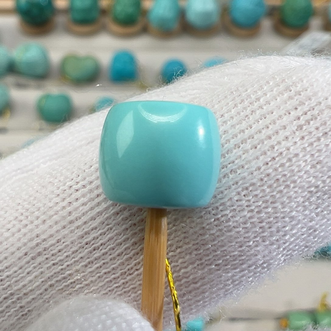 绿松石配饰未镶嵌