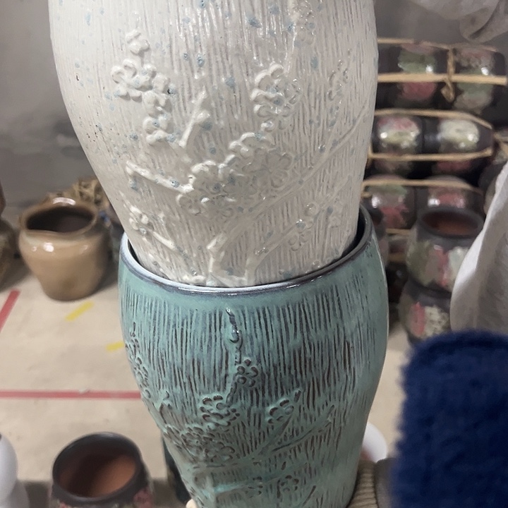 高度26厘米口18厘米