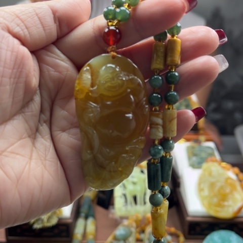 岫玉挂件未镶嵌王*挂件