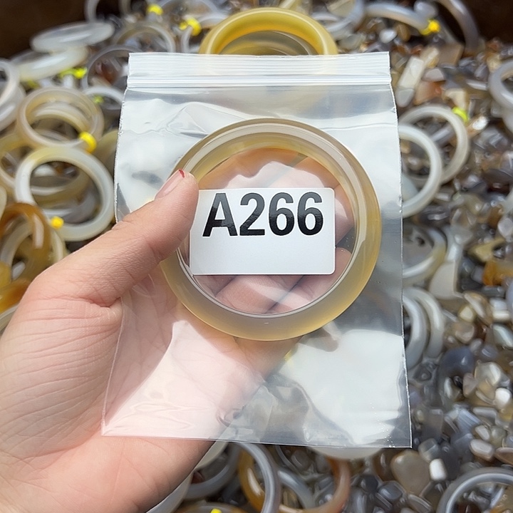 古***言玛瑙/玉髓未镶嵌手镯266