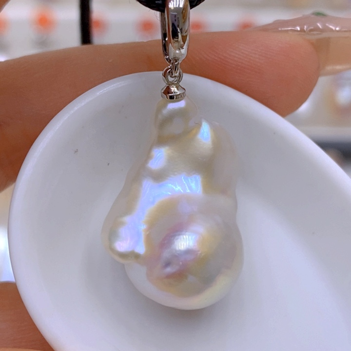 吊坠(赠链)未镶嵌淡水珍珠