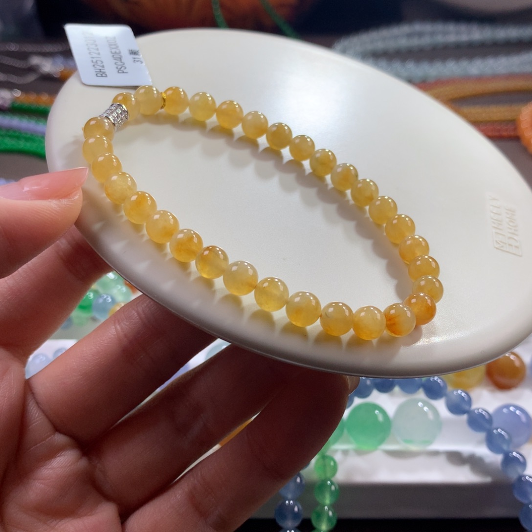 翡翠未镶嵌手链胶润满色黄翡卡5.8
