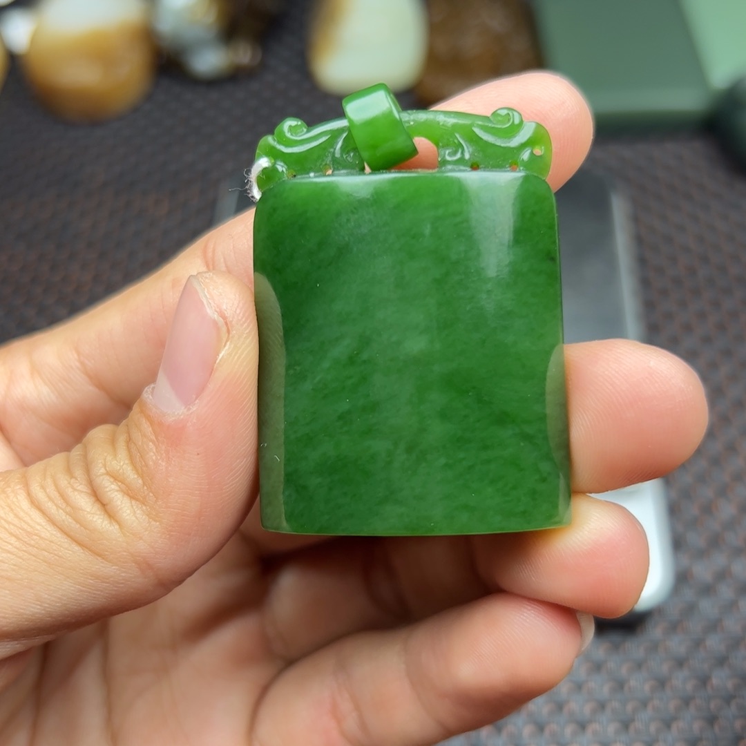 和田玉挂件未镶嵌